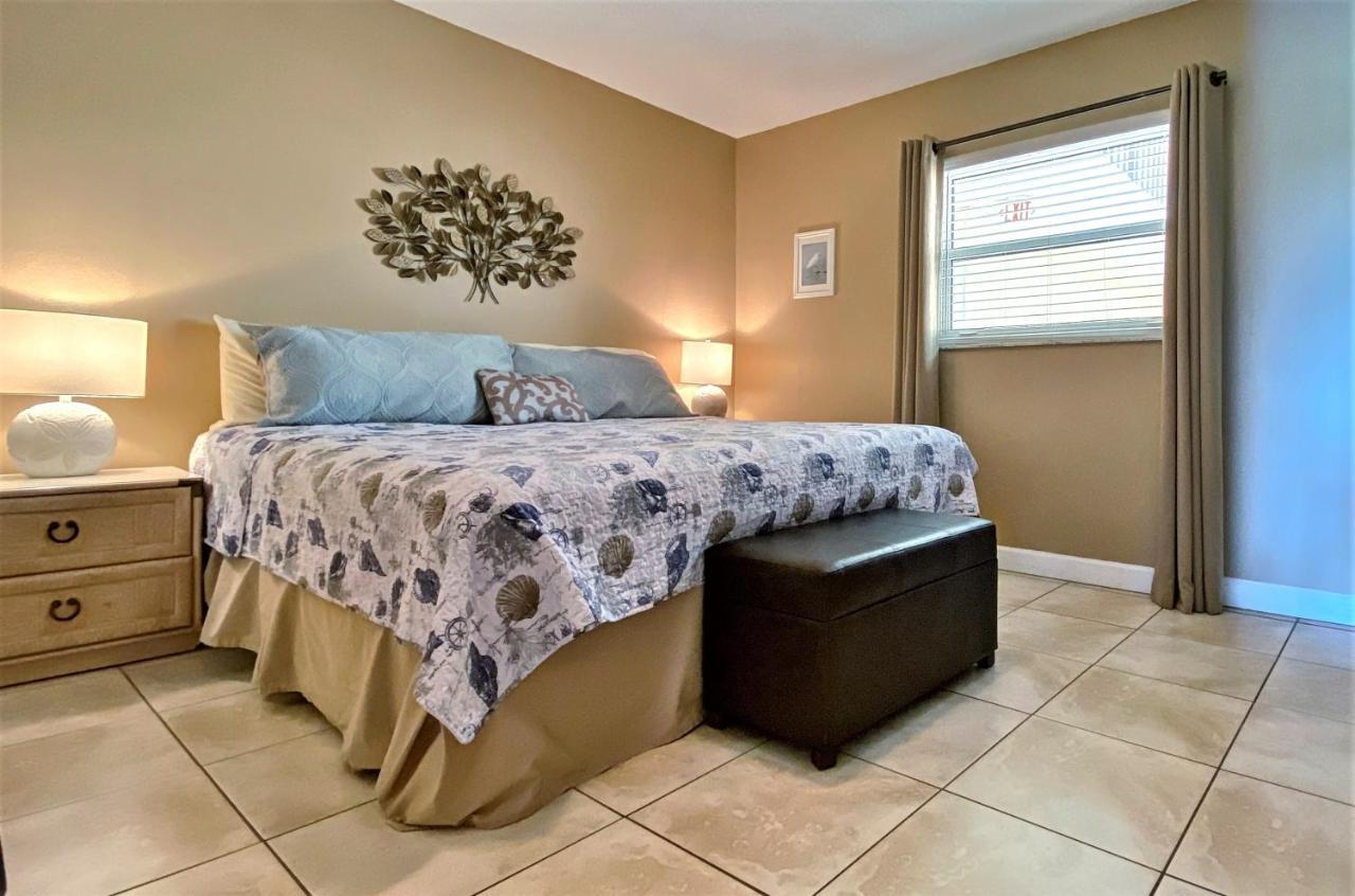 Holiday Villas III 510 Clearwater Beach Exterior photo